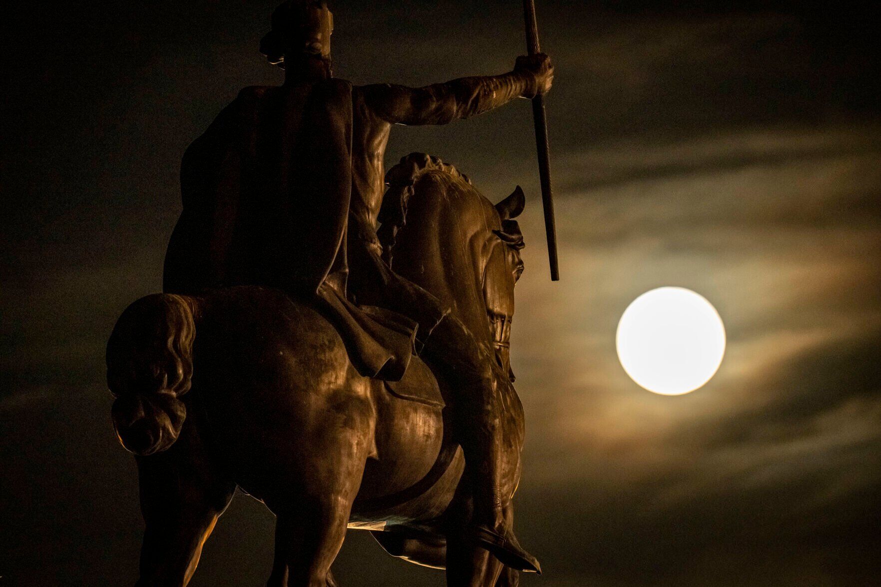 Super Moon Photo Gallery